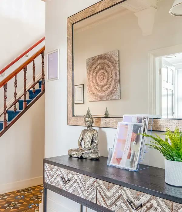 Steps Together George House Recovery Hub: Private 1-to-1 counseling and trauma therapy room
