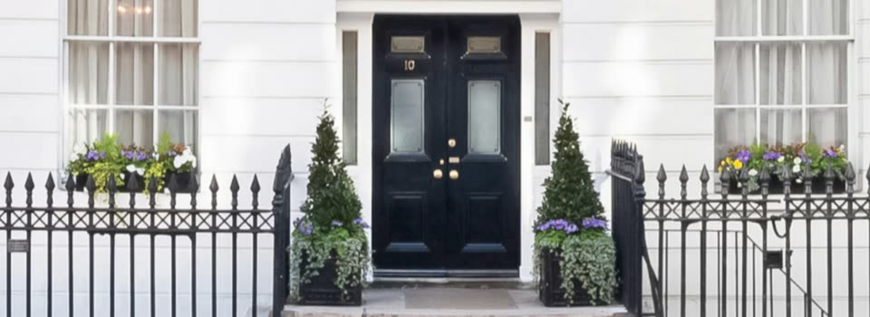 Steps Together at Ten Harley Street (London): Georgian medical chambers at 10 Harley Street in Marylebone, Central London